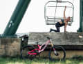 Knows the effects of stretching and yoga. Tahnée during the warm-up.
