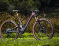 Scott Lumen: Hardly recognisable as an E-MTB, dizzyingly light at 15.5 kilos - Scott's spectacular super-light bike. From page 60 