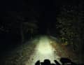 Silva Exceed 3X: The Silva is one of the weakest lights in the test. At close range, its spot is easily sufficient, but the range is limited. Directly in front of the rider, the illumination is very good, but quickly falls off to the side. The boost mode with 2300 lumens is unfortunately only available for ten seconds.