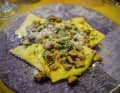 You can eat good pizza anywhere in Tuscany. But for the really, really good places, you need a tip from a local.| Fito: Max Schumann