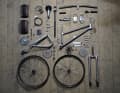 This is what the Moorhuhn 129 customer bike looks like before all the parts are assembled. But the parts have already come a long way by then. 