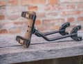 Der Spider Rack von Aeroe ist definitiv eine der außergewöhnlichsten Gepäckträgerlösungen am Markt - vielseitig einsetzbar und in seiner Bauweise erstaunlich einfach. Inklusive einer Ladeschale wiegt der Spider Rear Rack 967 Gramm. In unserem Vergleich liegt er damit an letzter Stelle.