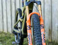 Fox 36 Factory - Conway dispenses with 38 mm steerer tubes, which saves weight.