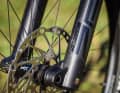 Cube relies on Shimano XT for the gears and braking system. The chassis consists of premium components.