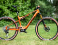 KTM Macina Scarp SX Exonic: Bosch Perf. SX // 400 Wh (entnehmbar) // 140/140 mm // 29 Zoll // 16,5 kg (Herstellerangabe) // 11099 Euro