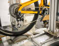 We measured all drives on a roller dynamometer in the PT Labs test laboratory. The power is measured at the rear wheel. Result: No other test specimen has as much torque as Sram's Eagle Powertrain.