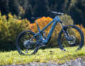 Its predecessor was already our test winner. Now the Pivot Shuttle LT has been completely redesigned.