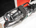 The luggage rack, which features an expander and has a load capacity of 30 kilos, is compatible with the Snap-it 2.0 standard accessory system.