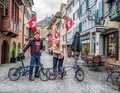 MYBIKE authors Alex Hüfner and Nadine Pahling in Zurich's old town.