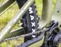 The chainstay protector is generously proportioned, the magnet on the valve serves as a speed sensor and is taken directly from the motor.