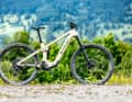 The Simplon Rapcon Pmax CX may not be very comfortable on tour, but it convinces in almost every other discipline. Test victory!