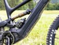 A shock with a reservoir would also fit in the XL frame. And the wheels could also be a little lighter. Otherwise, the YT offers little tuning potential.