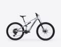 Amflow offers a full-carbon frame and low weight for 6,499 euros.