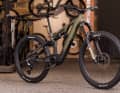 Das Cube AMS Hybrid 177 C:62 TM 600X bekommt für 2027 ein Rockshox-Fahrwerk verpasst. Der Preis sinkt um 200 Euro.