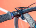 Unfortunately, the scope of delivery only includes a somewhat outdated lever for 2x gears