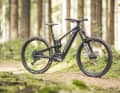 As an all-mountain bike, the Sresh CF promises maximum versatility. Our test bike with Bomb Proof equipment is especially designed for downhill thrills.