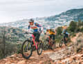 Never before has a bike with 150 millimetres of travel been as light-footed on the climbs as the Arc8 Essential (front).