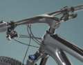 The one-piece carbon cockpit of the Supercalibre comes from the component brand Bontraker, which belongs to Trek.