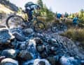 Test 2023: 6 All-Mountain-Bikes bis 3300 Euro im Vergleich