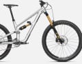 Canyon Torque AL 9 Factory – Das Vollgas-Paket mit Enduro-Potential kostet 3999 Euro.