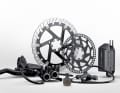 Bosch E-Bike ABS: In addition to the version shown with Magura brakes, the Bosch ABS is also available in co-operation with Tektro. The actual control process takes place in the inconspicuous box at the bottom right, which is mounted on the casting of the fork.