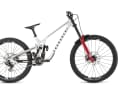 The top-of-the-range model: Team Replica 2027 for €9,868. Fitted with the very best.