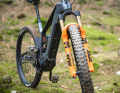 Bulls relies on a thick fork with 38 mm stanchions for the Vuca. This is rather rare in the 150 millimetre range.