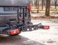 At first glance, the BuzzRack Scorpion Lite2 is a completely normal bike rack. However, it offers a few very special detailed solutions