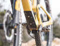 Bulletproof: A solid carbon plate protects the down tube in the bottom bracket area from stone chips.