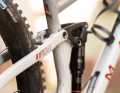 Der große Fahrspaß startet bei vielen Bike-Herstellern oft noch oberhalb der 3000-Euro-Marke. Anders bei Marin: Das Aluminium-All-Mountain Rift Zone der kalifornischen Kultmarke Marin startet schon unter 2000 Euro. Bei unserem Testbike handelt es sich um das zweitteuerste Modell Rift Zone 2.
