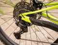 Good and affordable: The gearing comes from Shimano's Cues range. However, with only 11 gears, the range and gradation is somewhat poor.