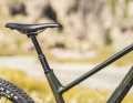 The Divine Tele post from Bike Yoke offers a generous adjustment range of 185 millimetres.