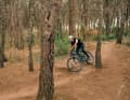 Cannondale Team Rider Ella Conolly hat das Habit schon auf den Trails von Barcelona fliegen lassen. Das Video dazu ist unten verlinkt.