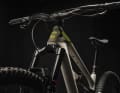 Im neuen LT-Modell steckt nun eine Rockshox Lyrik mit 150 Millimeter Federweg.