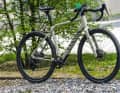 Canyon Grizl CF 7 : nouveau vélo polyvalent de gravel avec cadre en carbone. Prix : 2 499 euros.