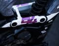 The 94 stands for the starting number of German motocross superstar Ken Roczen. The top model of the Torque:On CF was dedicated to him.