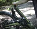 The battery can be pulled downwards out of the closed down tube.