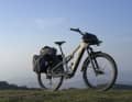 With its sturdy front and rear luggage racks, the Amflow TL Carbon is a real workhorse. However, the front rack is not included.