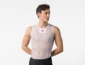 The Castelli Core Mesh 3 Sleeveless provides maximum ventilation, quickly wicks sweat away from the skin and creates a layer of air between the body and the jersey