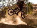 "I also have an e-bike for touring and trails, but my sweet spot is built jump trails - that's where I feel at home," says Sebastian. Here he pushes his rear end to the side.