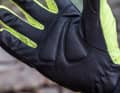 Even without silicone prints, the palm has plenty of grip on the handlebars