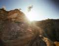 Clemens travelled early to warm up in Utah. Here he is doing a backflip in "hot" Rampage terrain. Whether it's enough for a top 10 finish this year or even a podium place. Anything is possible at the Rampage.