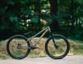 With the new PBJ, Transition Bikes presents a completely redesigned dirt bike that should also deliver on the pump track