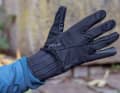Craft tailors a lightweight and very well-fitting winter glove