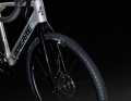 Tyres up to 45 millimetres wide fit in the frame.
