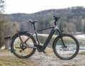 Premium parts and the new Bosch system, plus good riding characteristics. The Cube Kathmandu was our test winner in the touring e-bike category.