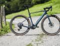 Chic, fast commuter: the Nuroad Hybrid C:62 from Cube's gravel range.