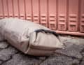 Mais la symbiose parfaite se fait avec le Drybag de 15 litres à fermeture à enroulement.