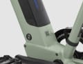 The 672 Wh battery is nicely integrated into the frame.