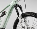 YT DECOY X CORE 1 (€ 4,499) DECOY X CORE 1: Marzocchi Bomber Z1/Air, SRAM Eagle drivetrain, 800 Wh - the cheapest way to the Avinox M2S. In Pale Green, sizes S to XXL.